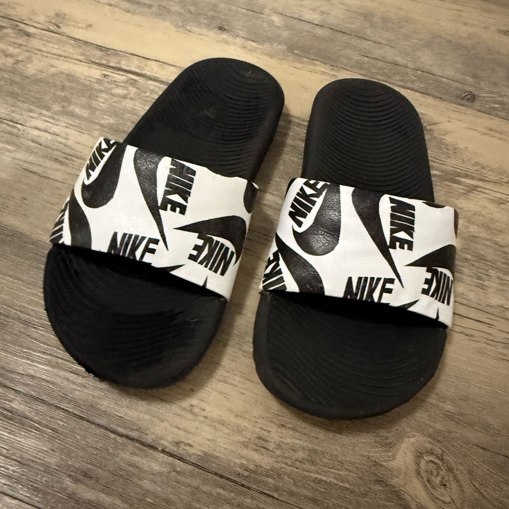 Nike Monochrome Slide Sandals